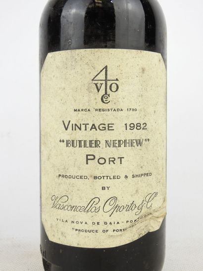 1 bottle Porto Butler nephew, Vasconcellos...