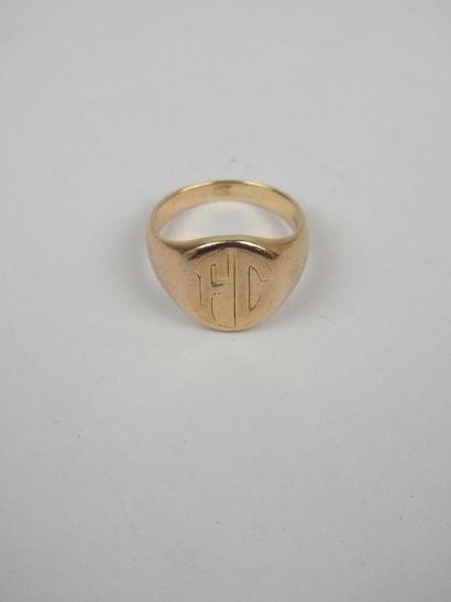 CHEVALLIERE ring, yellow gold 750/1000, FG....