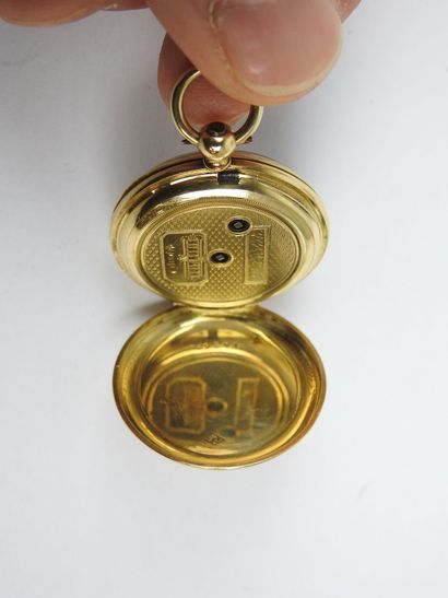 Collar watch in 18K yellow gold, gross weight...