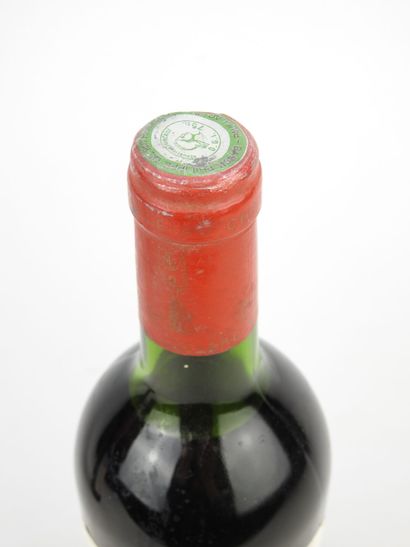 1 bottle Chateau Clerc Milon 1977. Torn ...