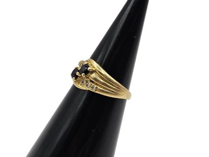 Godronnée bandeau ring in 750/1000th yellow...
