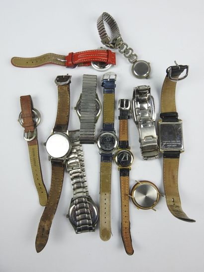 LOT de MONTRES SPIRALE
6402 SY 3 212678
2...