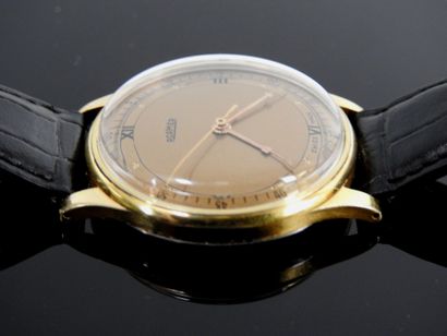 ROAMER (Switzerland): Men's wristwatch presented...