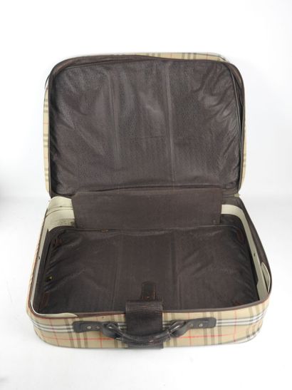 BURBERRY. Canvas travel suitcase. 49 x 68...
