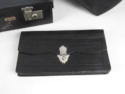 Maison KELLER - Paris. Small black leather...