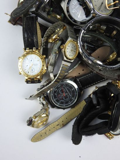 MONTRES & divers :
3 VILLEMIN REGNIER Réveil...