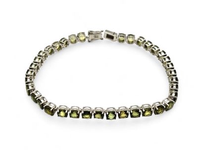 Tennis bracelet in 585 thousandths white...