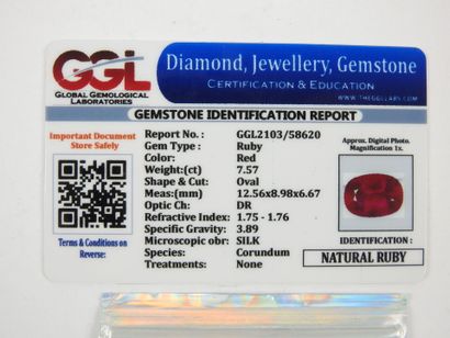 RED STONE 7.57 cts. With certificate