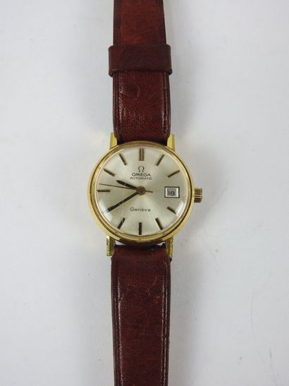OMEGA: Ladies' watch in gold-plated metal...