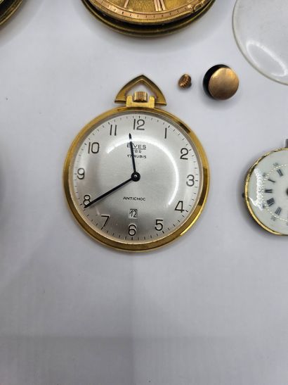Watch lot including : 
an ELVES gilt metal...