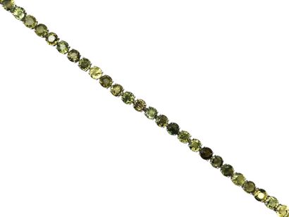 Tennis bracelet in 585 thousandths white...