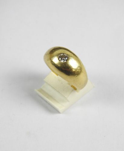 RING in yellow gold 750/1000th and solitaire...