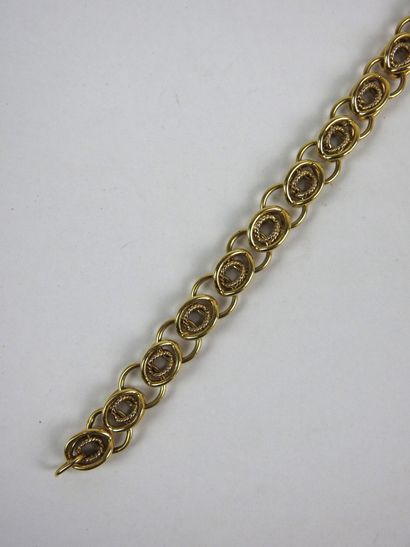 BRACELET in yellow gold 750/1000e. Weight...