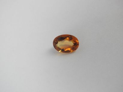 Lot of 2 stones including a 1.3 ct oval amethyst,...