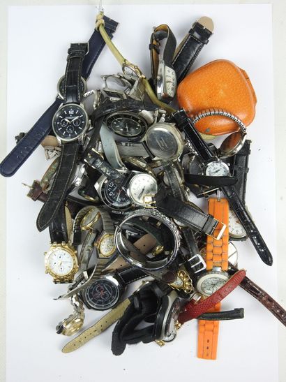 MONTRES & divers :
3 VILLEMIN REGNIER Réveil...