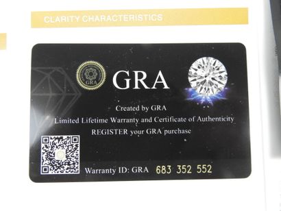 MOISSANITE 4.00 cts GRA certificate 6833...