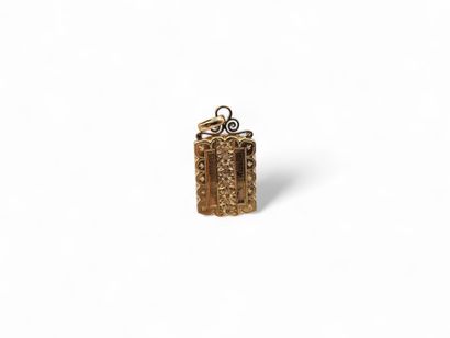 Rectangular photograph holder pendant in...
