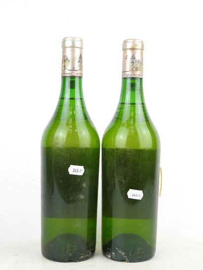 2 bottles Château HAUT BRION 1985 white 1er...
