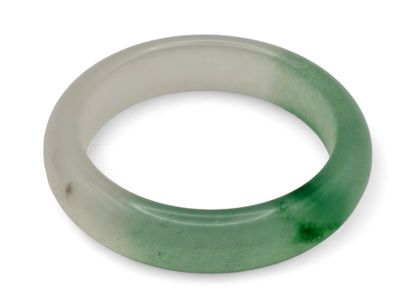 White and green jadeite bangle.
Diameter:...