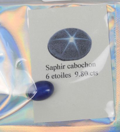 BLUE STONE cabochon 6 stars 9.80 cts. No...