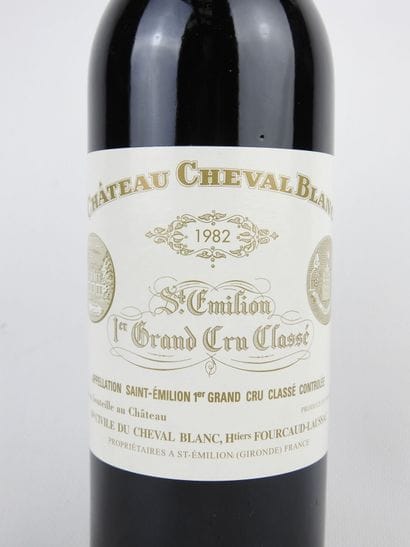 1 bottle Château Cheval Blanc Saint Emilion,...