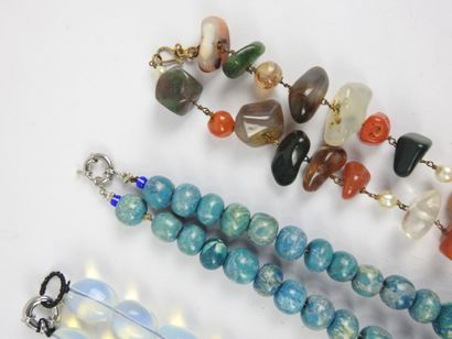 Three FANTAISIE NECKLACES in hardstone pearls,...