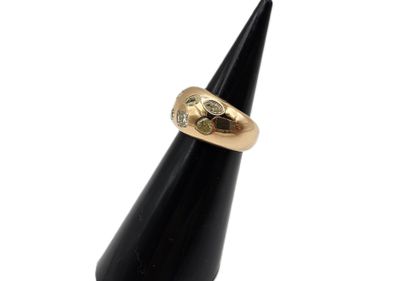 Yellow gold 750 thousandths ring set with...