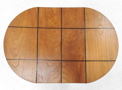 Modern work
Egg-shaped coffee table with...