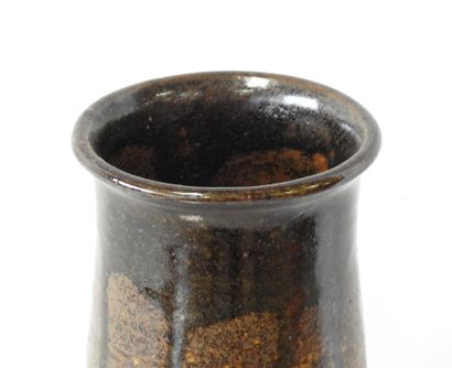 Eugène LION (1864-1945)
Stoneware vase with...