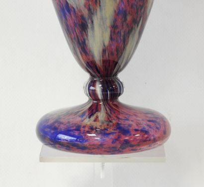 Charles SCHNEIDER (1881-1953)
Vase with flattened...