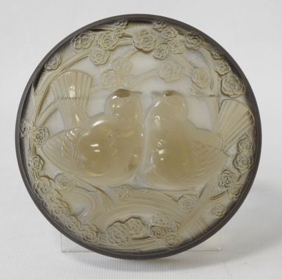 J. D'AVESN - France
Circular-shaped covered...