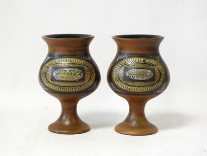 Jean de LESPINASSE (1896-1979)
Pair of earthenware...