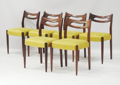 Scandinavian work
Suite of 6 teak chairs...
