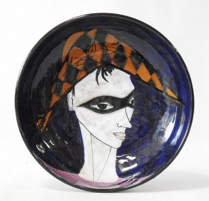 LE TRISKEL, Marie-Madeleine JOLLY (20th)
Circular...