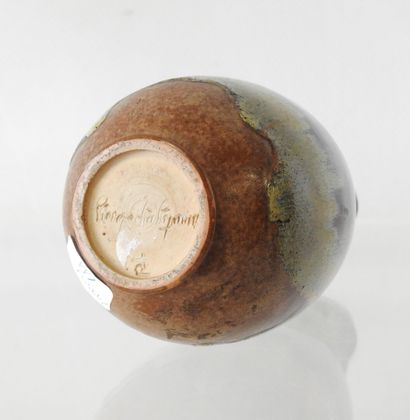 MONTIGNY-SUR-LOING
Stoneware ovoid vase with...