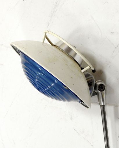 Ferdinand SOLERE - PARIS
Workshop lamp on...