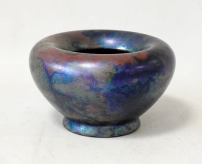 Manufacture ZOLNAY in Pecs
Vase with rounded...