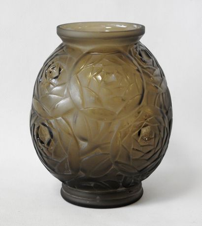 Pierre D'AVESN (1901-1990)
Ovoid vase in...