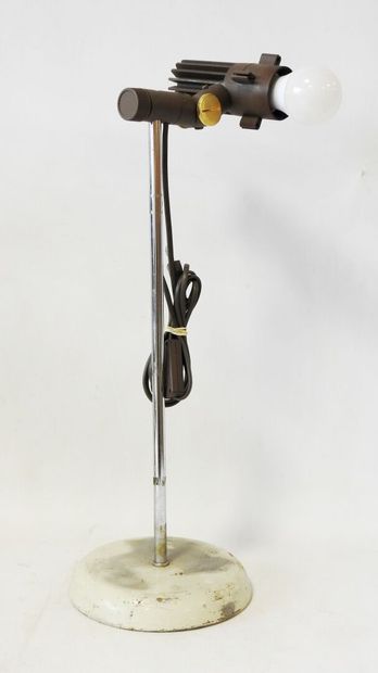 Work from the 50's
Lamp base with chromed...