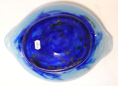 DAUM - Nancy - France
Oblong bowl in two-tone...