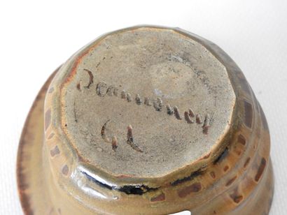 Paul JEANNENEY (1861-1920)
Dented stoneware...
