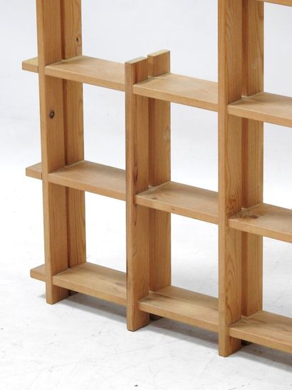 Work from the 80s
Rectangular pine wall shelf...