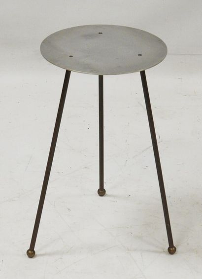 Modernist work
Tripod pedestal table with...