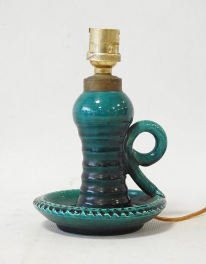 ACCOLAY in Yonne
Hand candlestick mounted...