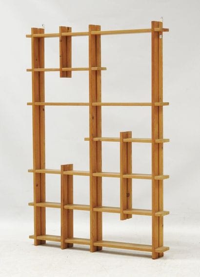 Work from the 80s
Rectangular pine wall shelf...