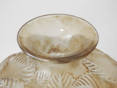 R. LALIQUE
Ormeaux