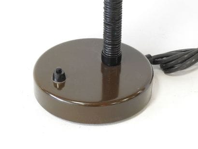 Work from the 70s
Desk lamp in brown lacquered...