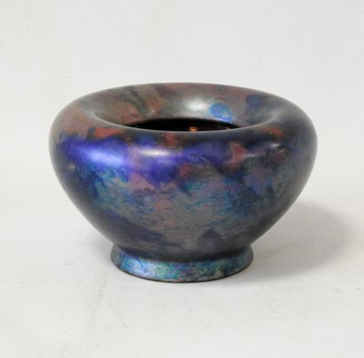 Manufacture ZOLNAY in Pecs
Vase with rounded...