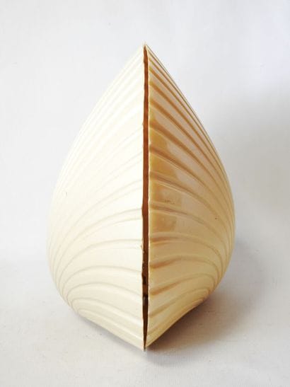 André CAZENAVE (1928-2003)
Fiberglass shell-shaped...