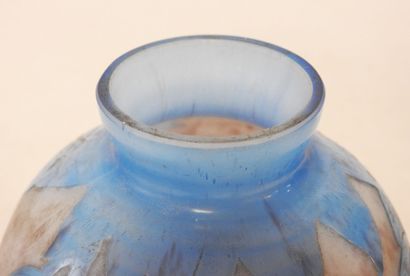 A. DELATTE - Nancy
Double-glazed vase with...